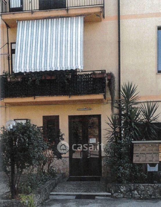 Trilocale in Via Cesina — foto 19 di 32