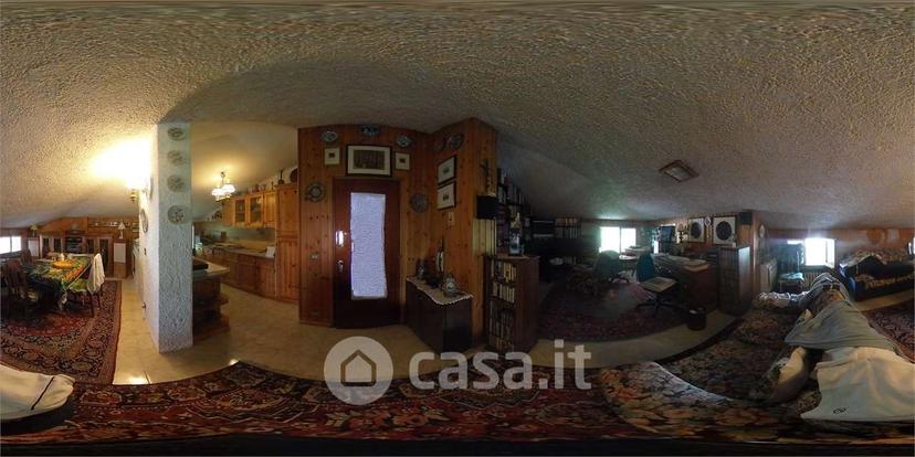Appartamento in Via Telemaco Dall'Ara 11 — foto 2 di 31