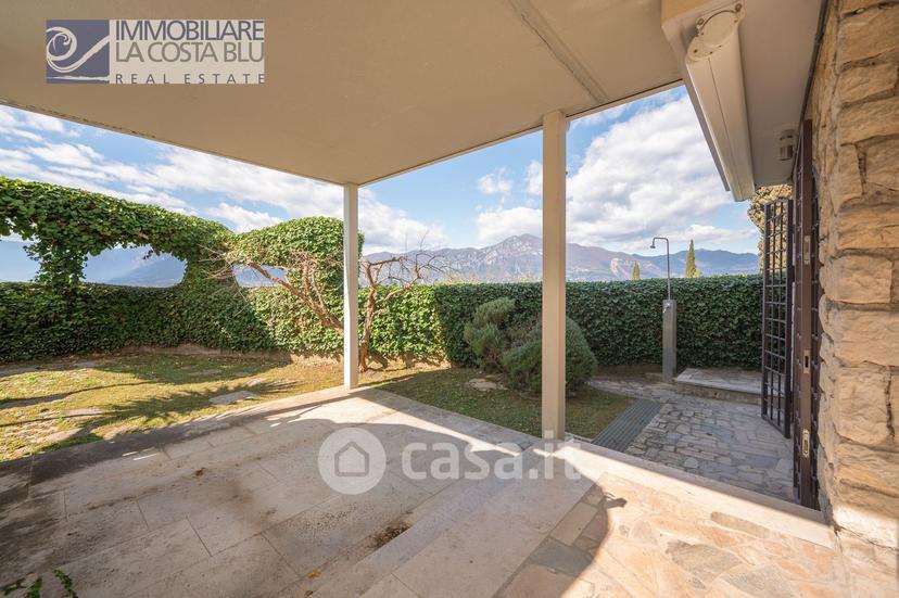 Villa in Via Alessandro Manzoni — foto 49 di 53