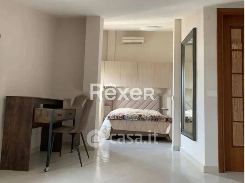 Trilocale in Via Vincenzo Barra — foto 9 di 10
