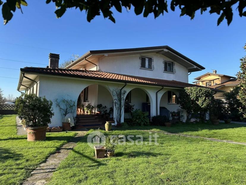 Villa in Via Romana — foto 39 di 40