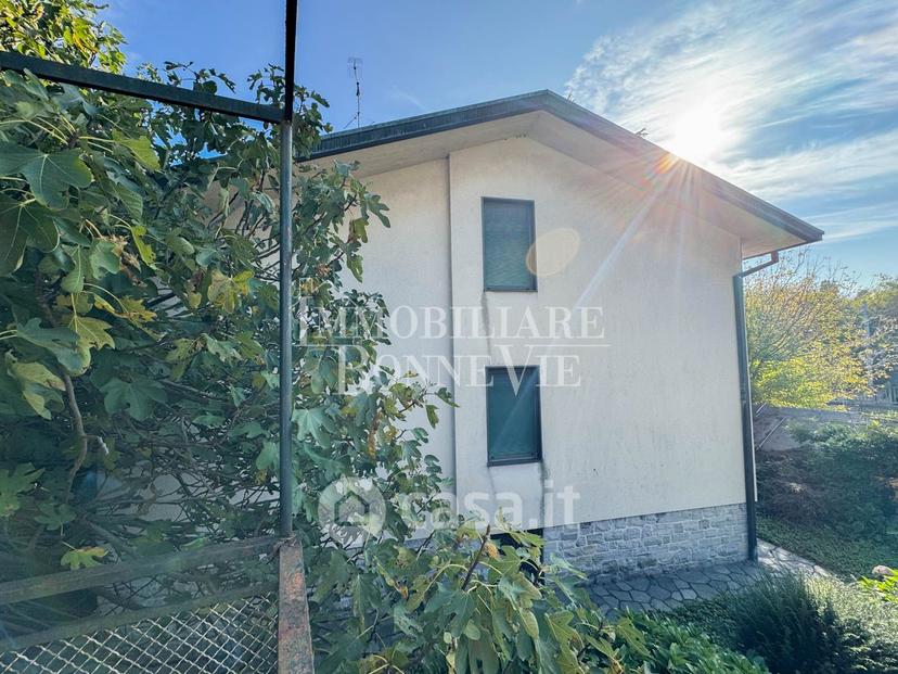 Villa in Via Marinotti — foto 32 di 58