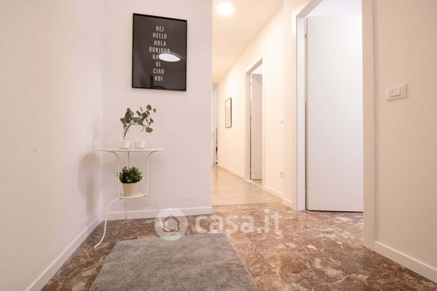 Stanza in Via Firenze 16
