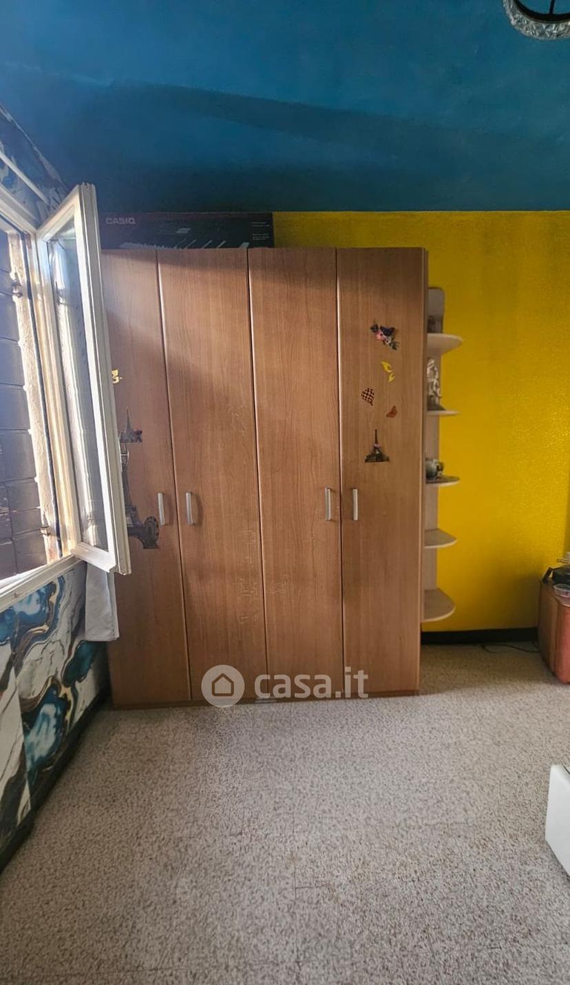 Stanza in Via Roma — foto 8 di 12