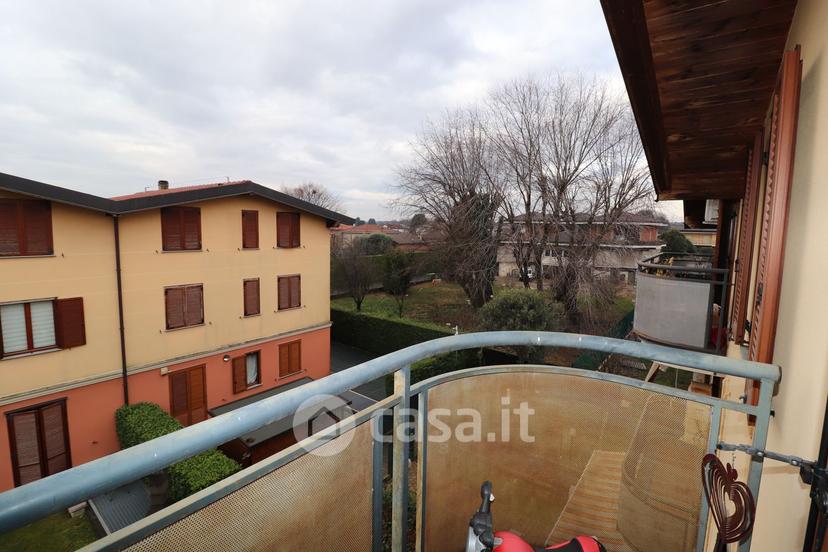 Trilocale in Via Eugenio Montale — foto 24 di 25
