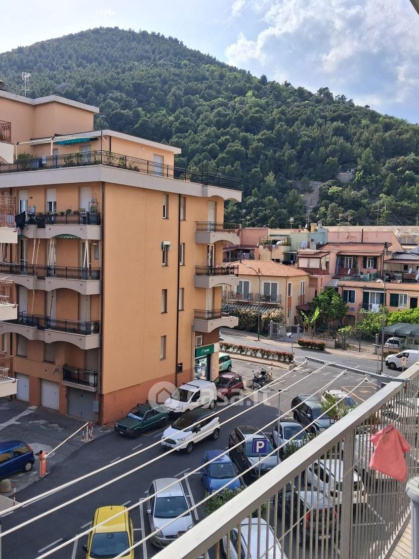 Trilocale in Piazza della Libertà 6 — foto 11 di 35