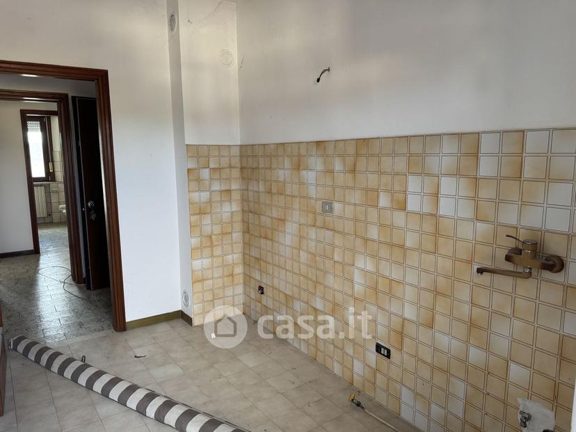 Quadrilocale in Via Giuseppe Garibaldi 171 — foto 21 di 21