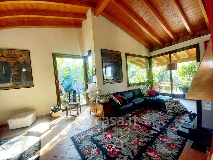 Villa in Via Papa Giovanni Paolo II 15 — foto 24 di 104