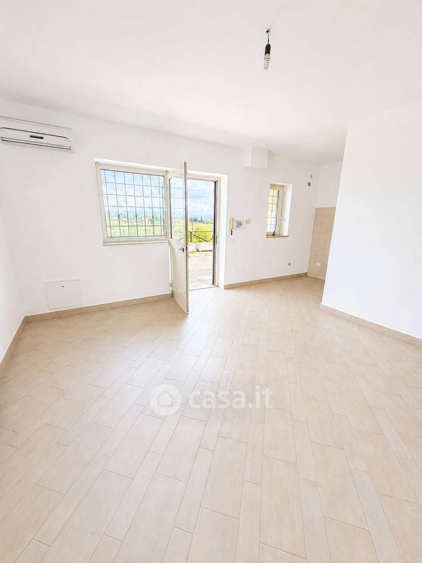 Villa in Via Flaminia 2002 — foto 25 di 39
