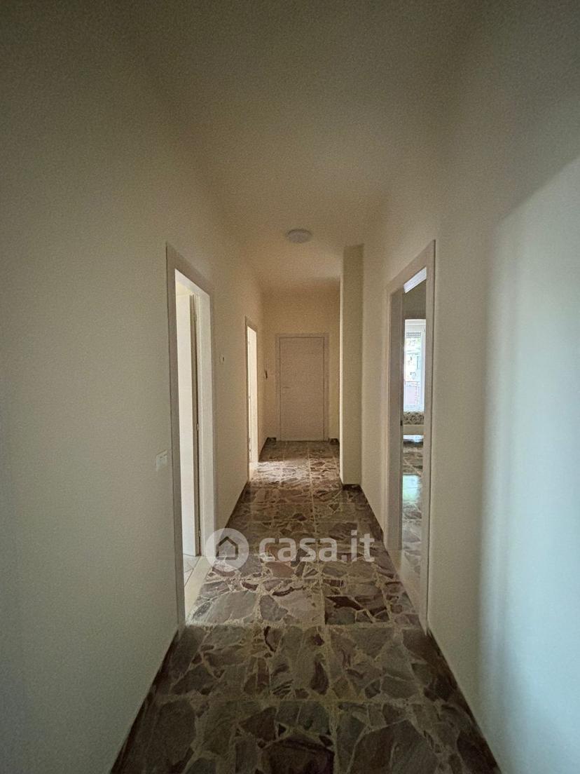 Stanza in Via Monte Nero 19 — foto 9 di 20