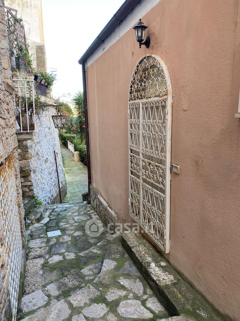 Trilocale in Via Rosmini — foto 4 di 24
