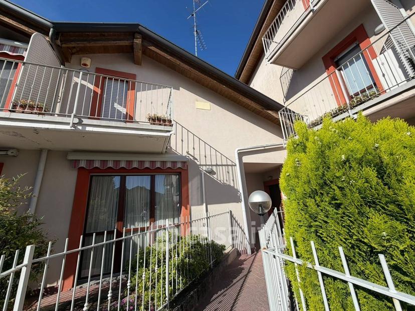 Trilocale in Via Rimembranze 101 — foto 4 di 19