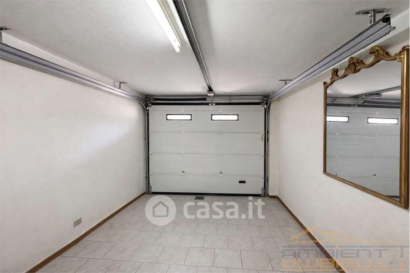 Villa in Via Marco Polo 10 — foto 18 di 40