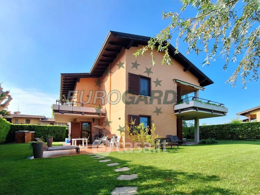 Villa in Via Dosso 10 — foto 30 di 60