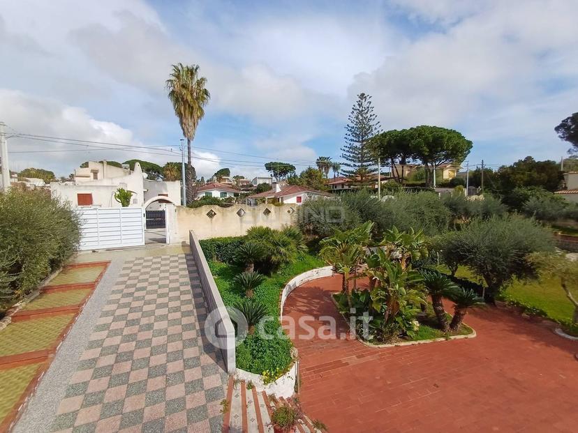 Villa in Via Clio — foto 12 di 39