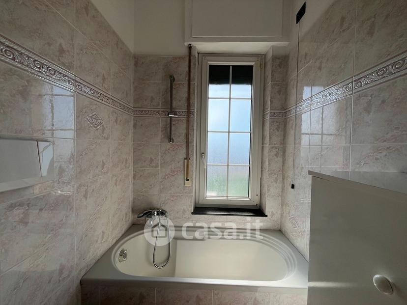 Bilocale in Via dei Sessanta 7 — foto 15 di 34