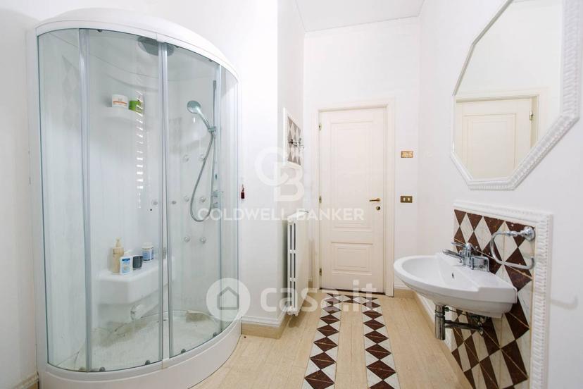 Villa in Via IV Novembre 22 — foto 24 di 81