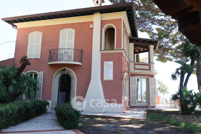 Villa in Roma 10 — foto 6 di 89