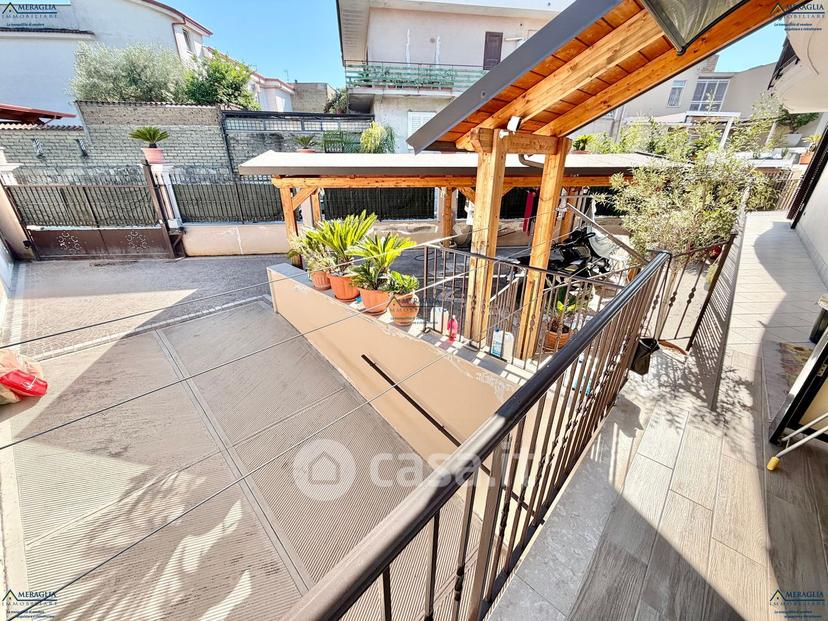 Villa in Via Vittorio Emanuele 129 — foto 18 di 32
