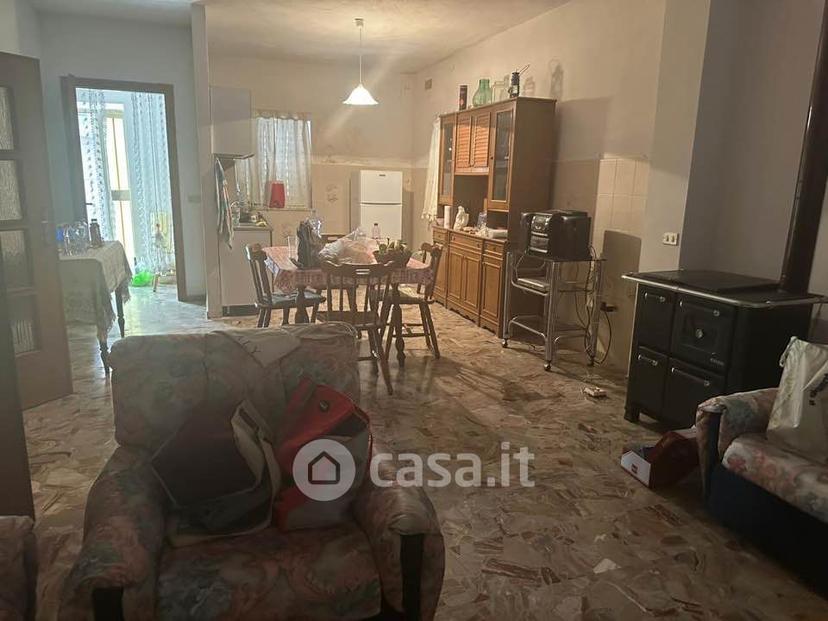 Trilocale in Via Armando Diaz 13 — foto 24 di 29