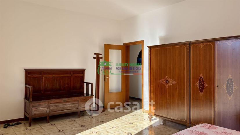 Trilocale in Via Genova — foto 25 di 25