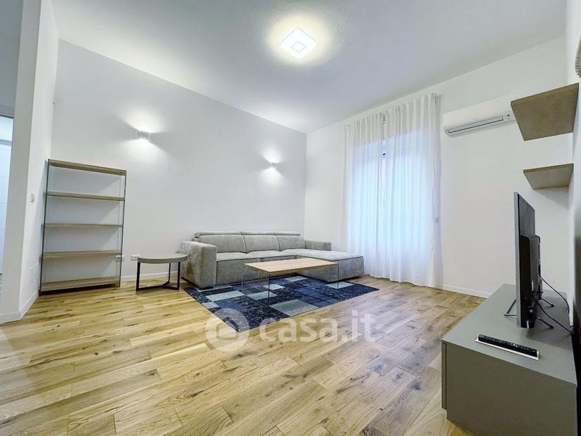 Trilocale in Via Fratelli Cairoli 6 — foto 13 di 20