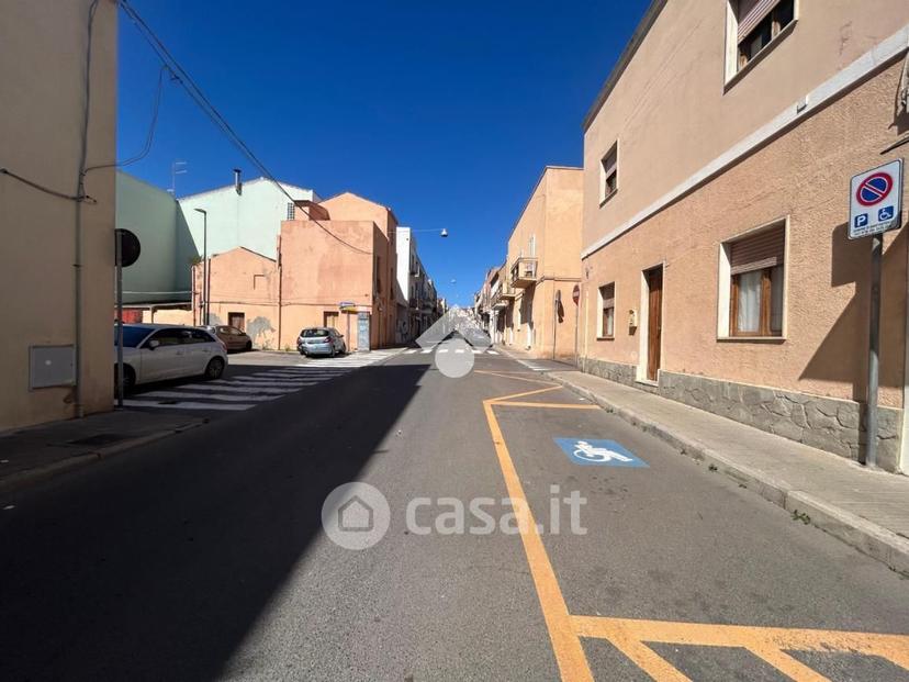Quadrilocale in Via E. d'Arborea 116 — foto 30 di 32