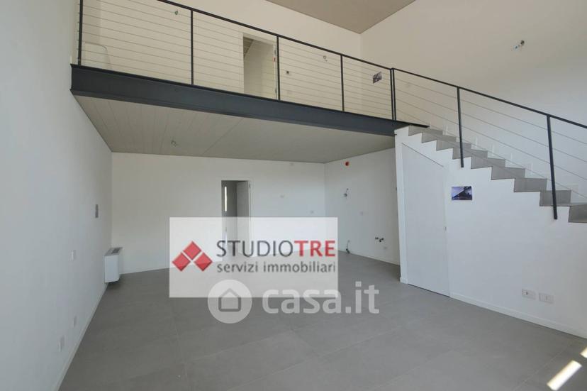 Quadrilocale in Via F .turati 1 — foto 61 di 68
