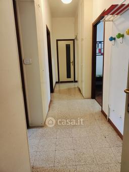 Stanza in Via Roberto Vittorangeli 9