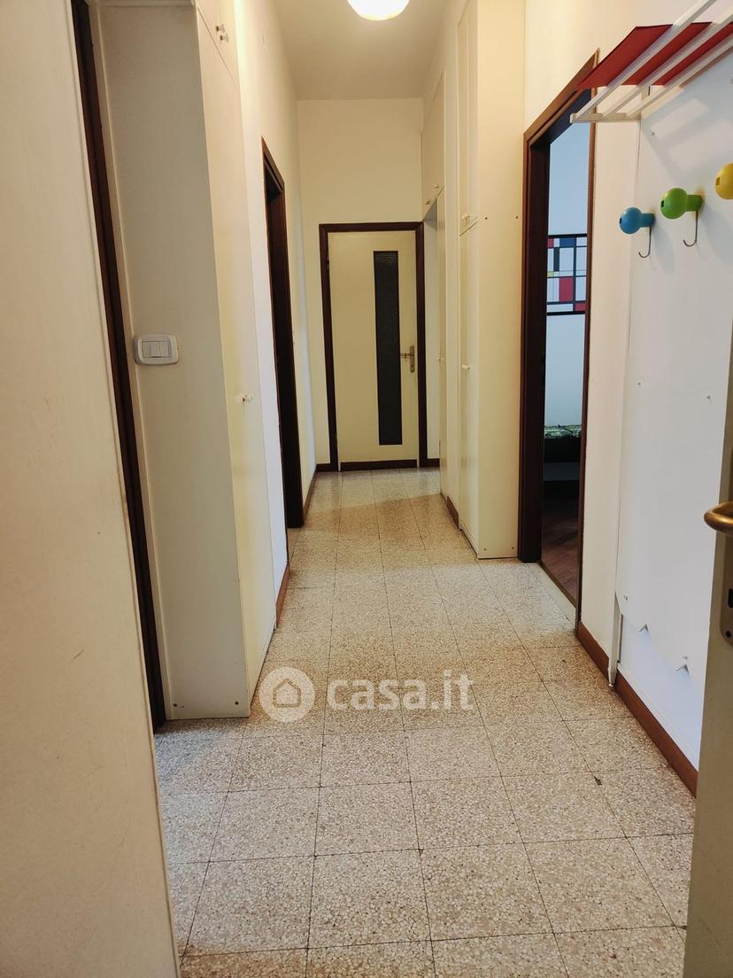 Stanza in Via Roberto Vittorangeli 9