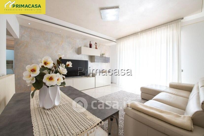 Trilocale in Viale Ugo Foscolo 104 — foto 19 di 28