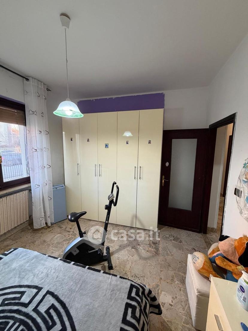Trilocale in Via Achille Grandi 13 — foto 22 di 31
