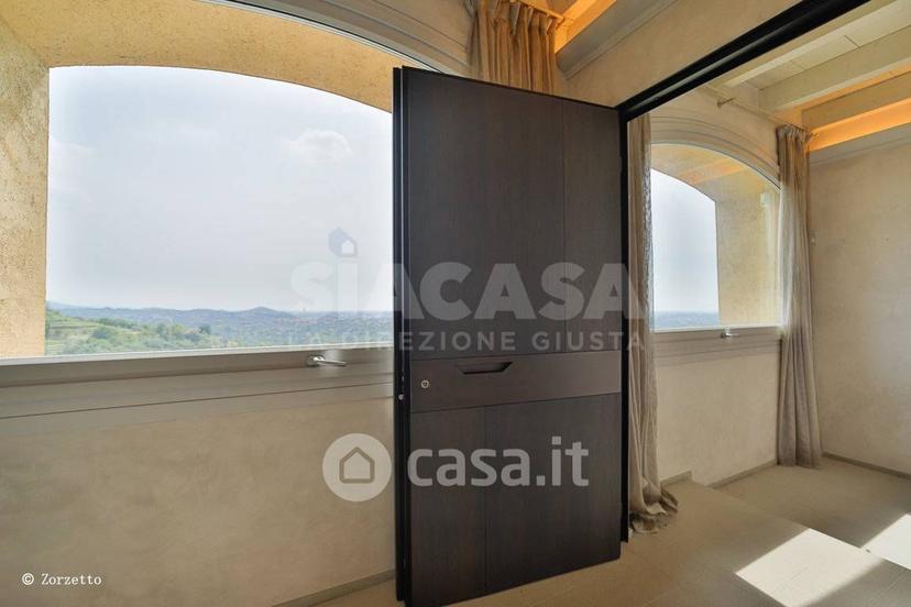 Villa in Via Belvedere 37 — foto 79 di 95