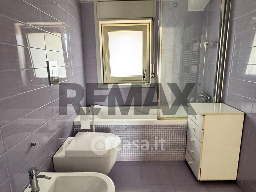 Trilocale in Via Duca degli Abruzzi 46 — foto 25 di 35