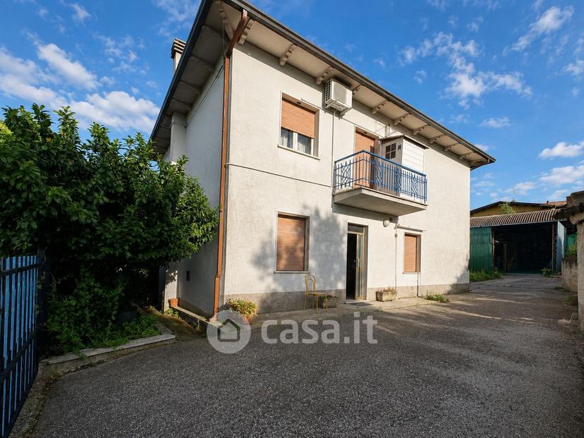 Quadrilocale in Via Badette 49 — foto 24 di 28