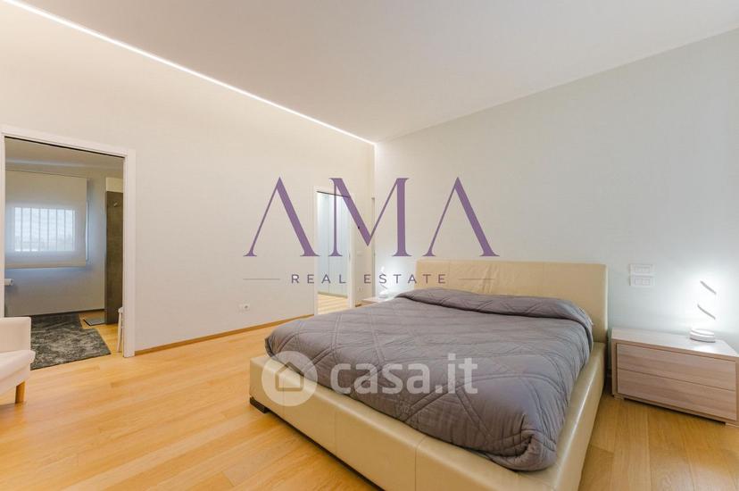 Villa in Via Gemona — foto 14 di 42