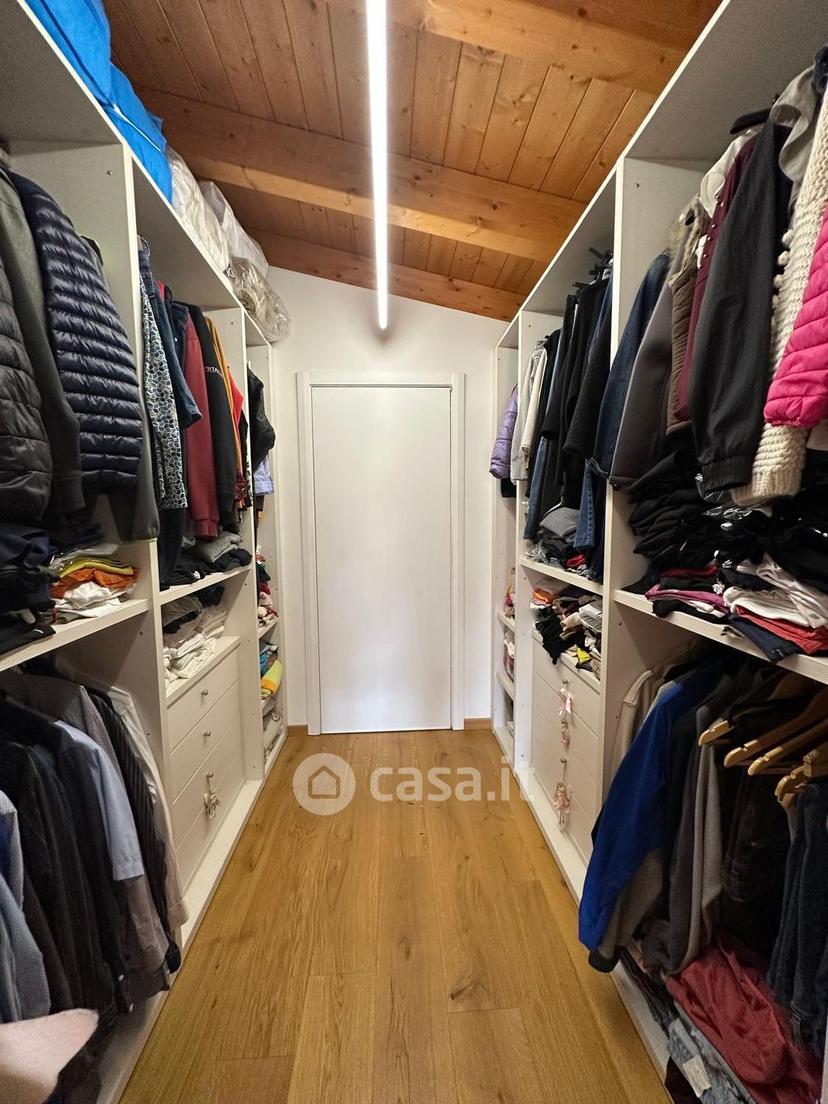 Appartamento in Via Rotone 27 — foto 82 di 82