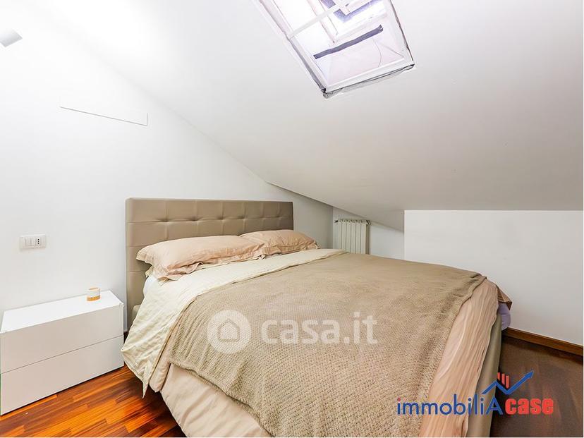 Trilocale in Via Corelli 27 — foto 9 di 33