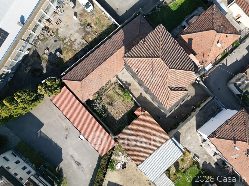 Villa in Via Bracciano — foto 16 di 50