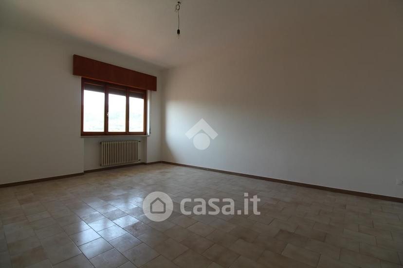 Quadrilocale in Via Bologna 6 — foto 2 di 11