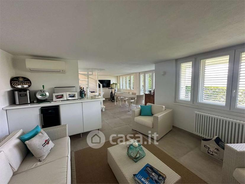 Villa in Via del Lago 115 — foto 31 di 34
