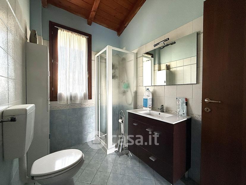 Bilocale in Via Selice 29 M — foto 11 di 23