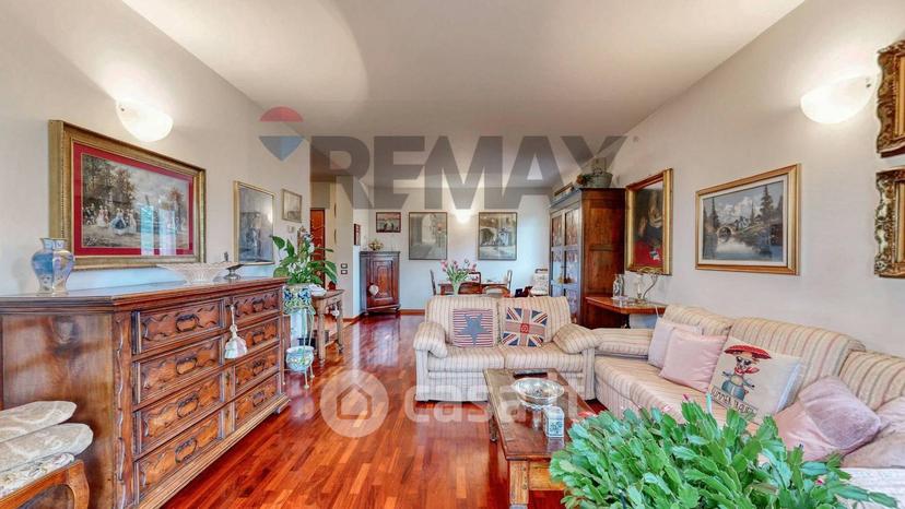 Villa in Via Fratelli Rosselli — foto 7 di 74