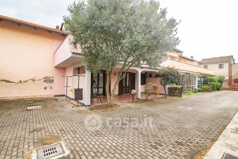 Villa in Via Roma 97 — foto 35 di 47
