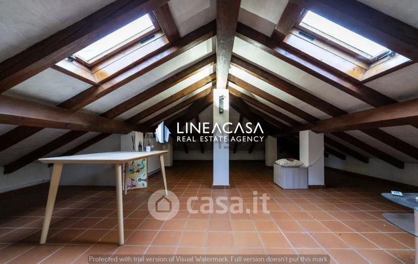 Villa in Via XXII Marzo 11 — foto 15 di 32