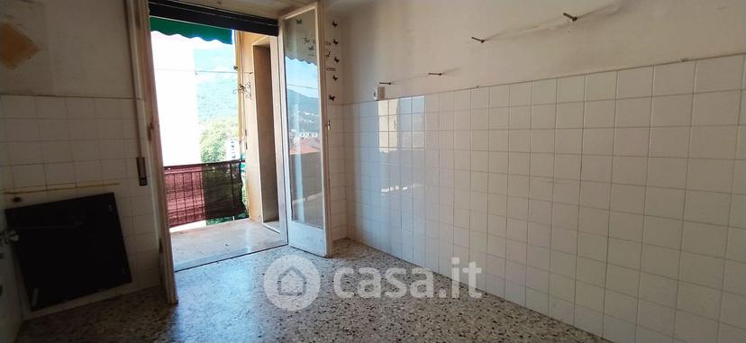 Trilocale in Via Domenico Fiasella — foto 11 di 32