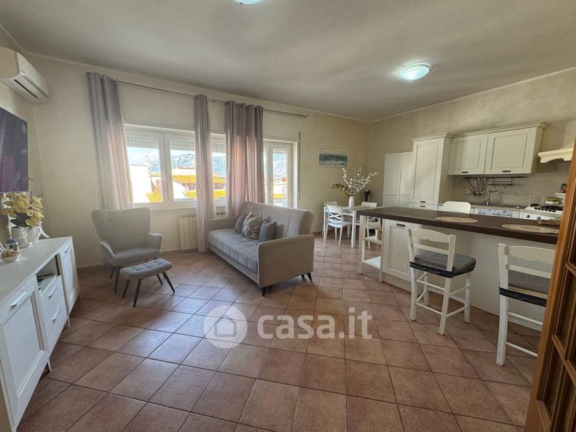 Appartamento in Via Fosse Ardeatine 11 — foto 17 di 60
