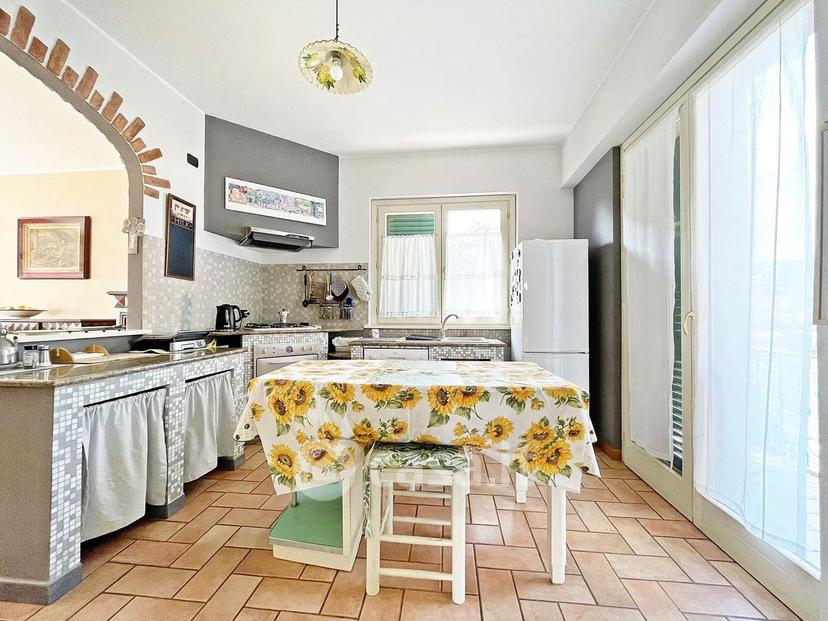 Quadrilocale in Via Papa Giovanni XXIII 16 — foto 5 di 30
