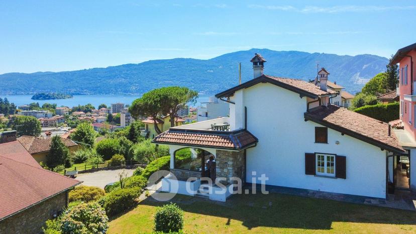 Villa in Via Giulio Pogiani 3 — foto 3 di 44