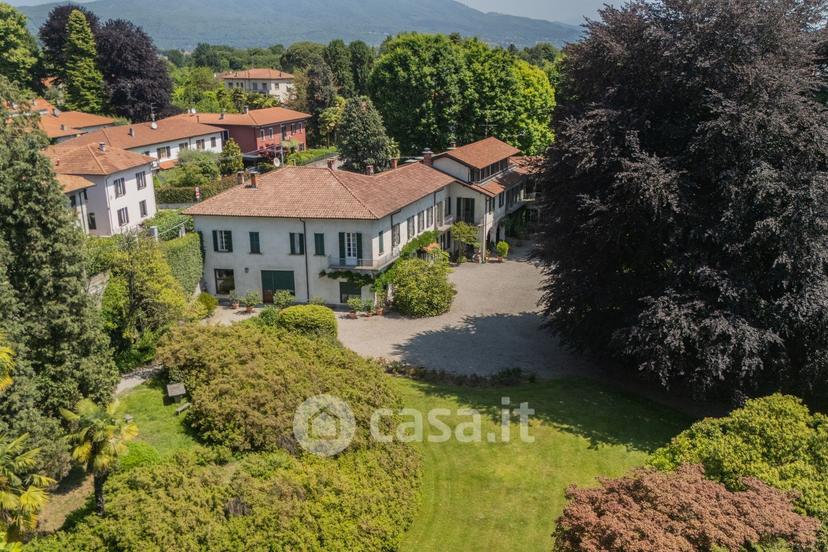 Villa in Piazza Leva 1 — foto 22 di 74